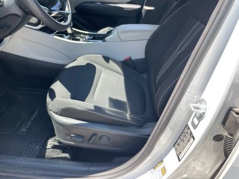 Used 2024 Hyundai Tucson SEL AWD/4WD image 10