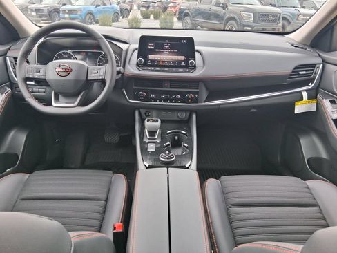 New 2026 Nissan Rogue SV AWD/4WD image 10