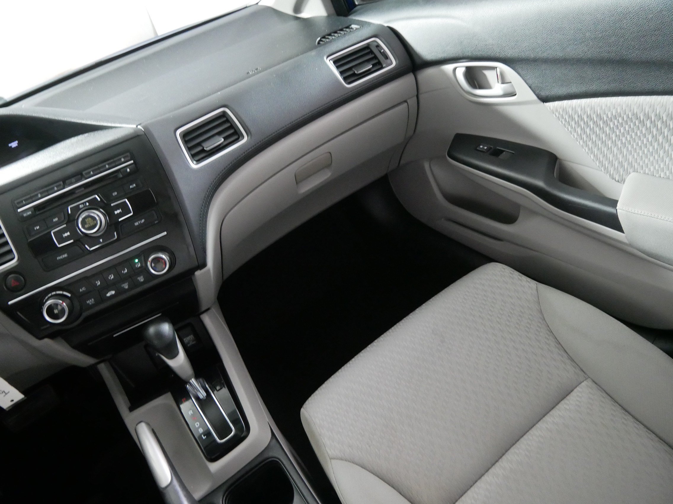 Used 2014 Honda Civic LX image 11