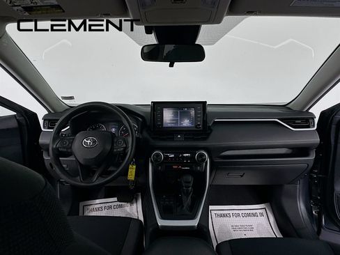 Used 2019 Toyota RAV4 LE AWD/4WD image 12