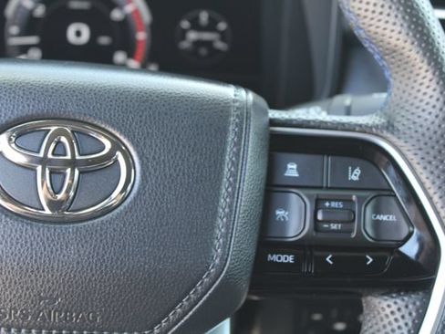 Used 2023 Toyota Tundra Platinum AWD/4WD image 26