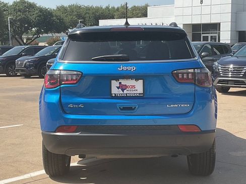 Used 2025 Jeep Compass Limited AWD/4WD image 5