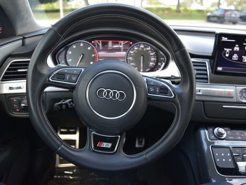 Used 2015 Audi S8 image 64