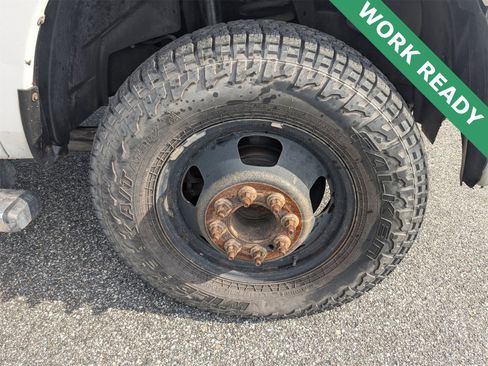 Used 2015 RAM 3500 Tradesman w/ Chrome Appearance Group image 11