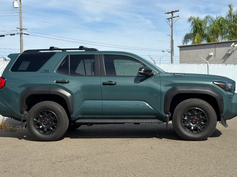 Used 2025 Toyota 4Runner TRD Off-Road AWD/4WD image 6