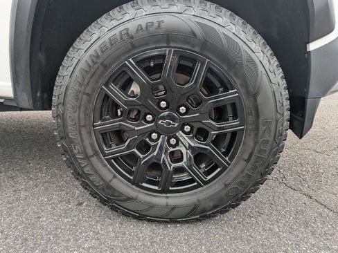 Certified 2023 Chevrolet Colorado Trail Boss w/ Advanced Trailering Package image 9