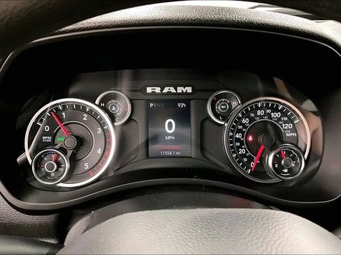 Used 2024 RAM 3500 Tradesman w/ Convenience Group AWD/4WD image 29