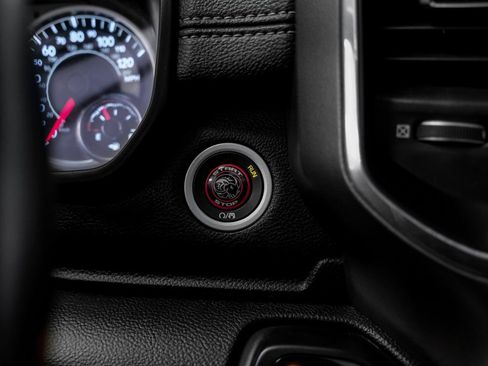 Used 2020 RAM 1500 Laramie w/ Sport Appearance Package AWD/4WD image 19