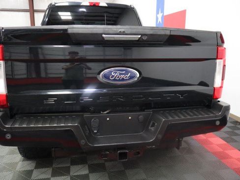 Used 2019 Ford F250 Lariat AWD/4WD image 13