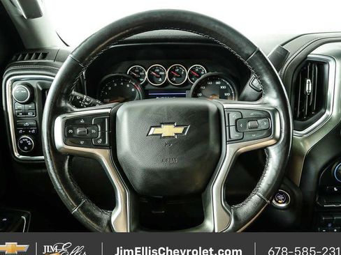Certified 2021 Chevrolet Silverado 1500 LT AWD/4WD image 9