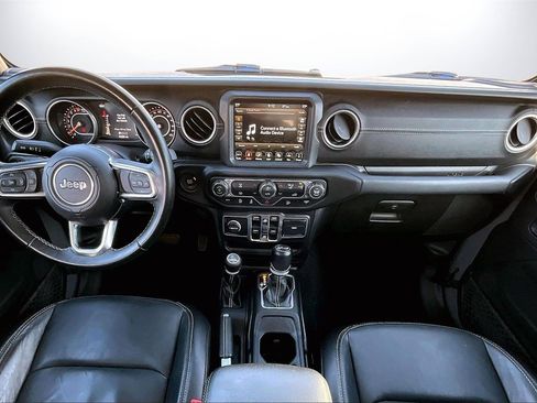 Certified 2018 Jeep Wrangler Unlimited Sahara image 14