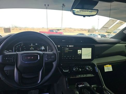 Used 2024 GMC Sierra 1500 AT4 w/ Technology Package image 16