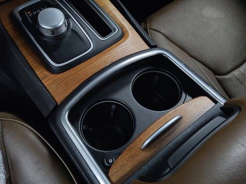 Used 2018 Chrysler 300 C w/ Sun, Sound & Nav Package image 26