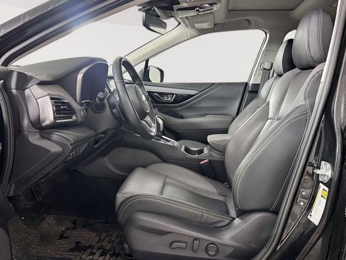 Used 2023 Subaru Outback Onyx Edition image 5