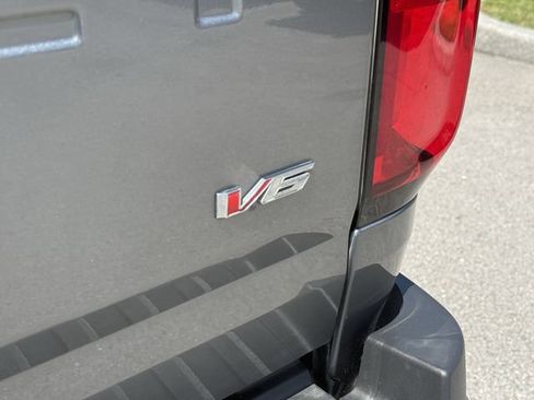 Used 2021 Chevrolet Colorado W/T w/ WT Convenience Package RWD image 11