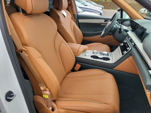 Certified 2026 Genesis GV80 3.5T Advanced AWD/4WD image 20