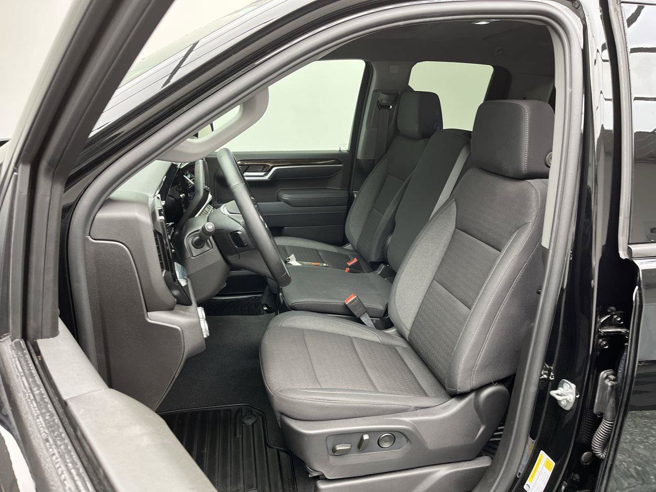 Used 2026 GMC Sierra 1500 Elevation AWD/4WD image 10