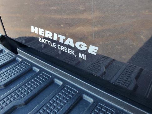 Used 2025 GMC Sierra 1500 SLT image 26