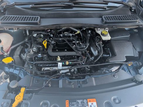 Used 2019 Ford Escape SEL image 23