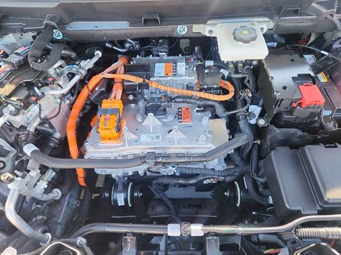 New 2026 Cadillac Optiq Luxury 2 image 23