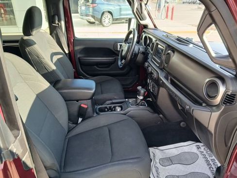 Used 2021 Jeep Wrangler Sport AWD/4WD image 18