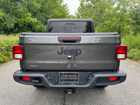 Used 2023 Jeep Gladiator Sport AWD/4WD image 6