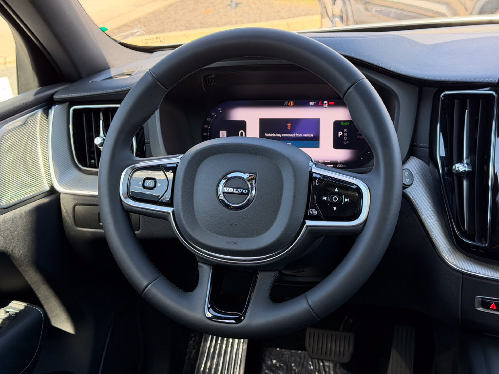 Certified 2024 Volvo XC60 T8 Polestar AWD/4WD image 25