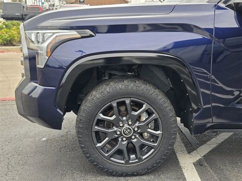 Used 2022 Toyota Tundra Platinum image 8