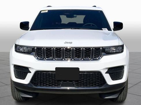 New 2026 Jeep Grand Cherokee L Laredo RWD image 9