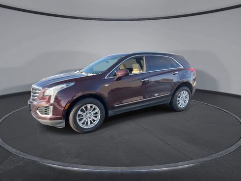 Used 2018 Cadillac XT5 AWD image 4