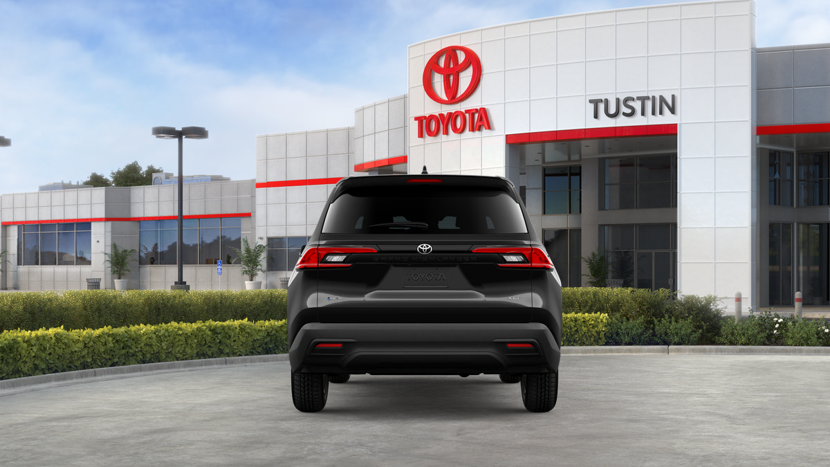 New 2026 Toyota Grand Highlander XLE FWD image 10