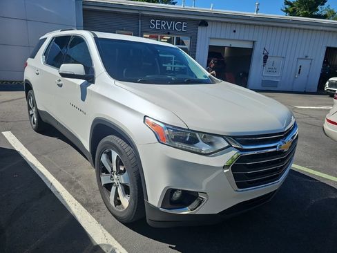 Used 2018 Chevrolet Traverse LT AWD/4WD image 4