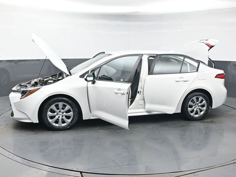 Certified 2020 Toyota Corolla LE FWD image 43