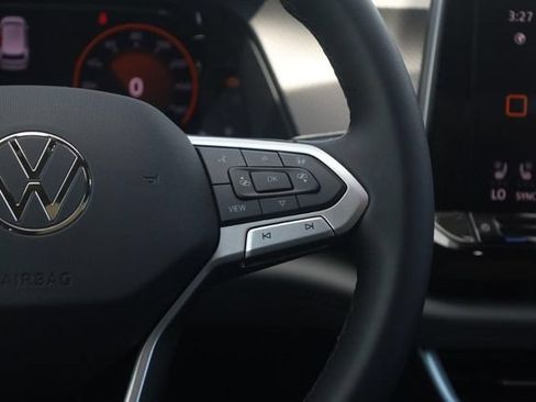 New 2026 Volkswagen Atlas Peak Edition AWD/4WD image 9