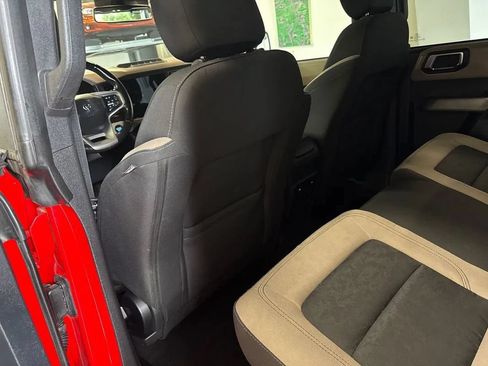 Used 2023 Ford Bronco Wildtrak AWD/4WD image 93