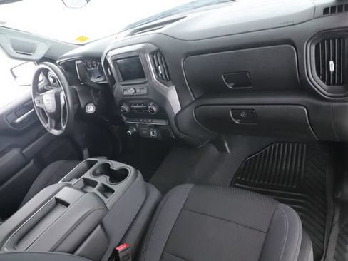Used 2019 Chevrolet Silverado 1500 Custom w/ Custom Value Package AWD/4WD image 26