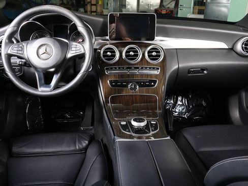 Used 2018 Mercedes-Benz C 300 Sedan image 23