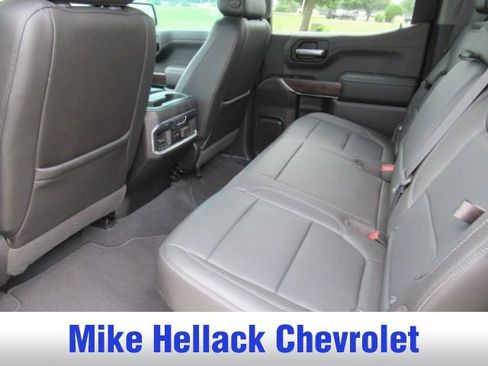 Used 2019 GMC Sierra 1500 SLT w/ SLT Premium Plus Package AWD/4WD image 17