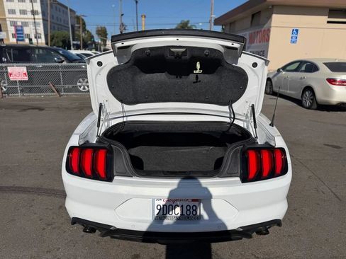 Used 2018 Ford Mustang Premium RWD image 39