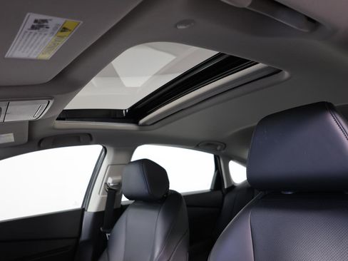 Used 2025 Honda Accord EX-L image 27