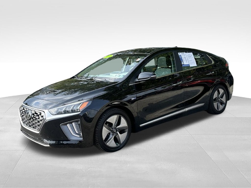 Used 2020 Hyundai Ioniq Limited FWD image 3