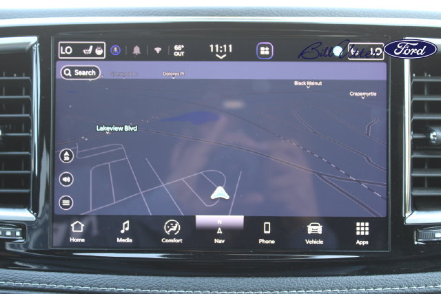 Used 2025 Chrysler Pacifica Limited FWD image 19