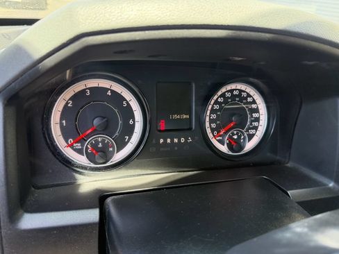 Used 2017 RAM 1500 Express w/ Express Value Package RWD image 8