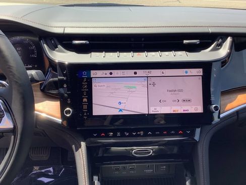New 2026 Jeep Grand Cherokee L Summit AWD/4WD image 17