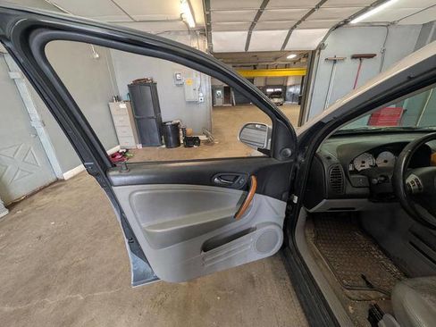 Used 2006 Saturn Vue AWD V6 image 22