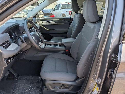New 2026 Ford Explorer Active AWD/4WD image 9