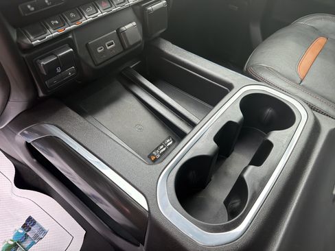 Used 2020 GMC Sierra 1500 AT4 w/ AT4 Premium Package AWD/4WD image 18