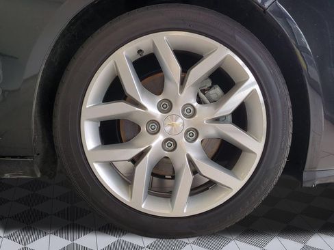 Used 2019 Chevrolet Impala Premier FWD image 30