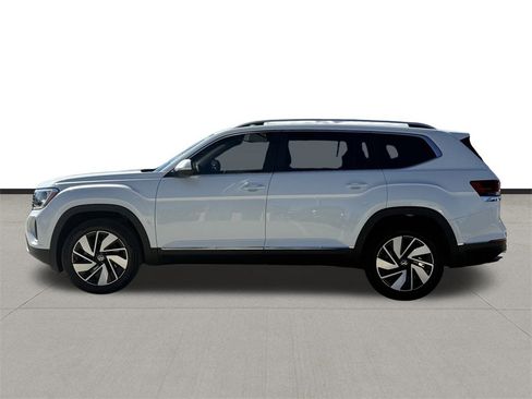New 2026 Volkswagen Atlas SEL image 8