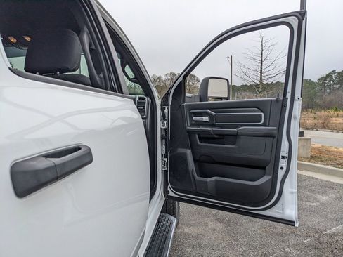 Used 2025 RAM 2500 Big Horn image 59